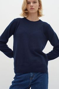 Hovedbilde Lukka Crew Neck Pullover Marine Blue In Wear